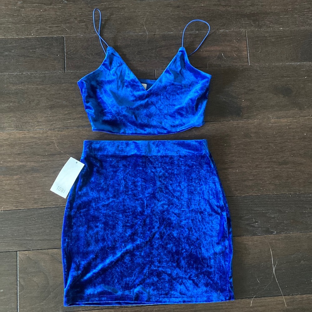 Tobi Velour Set size Small NWT